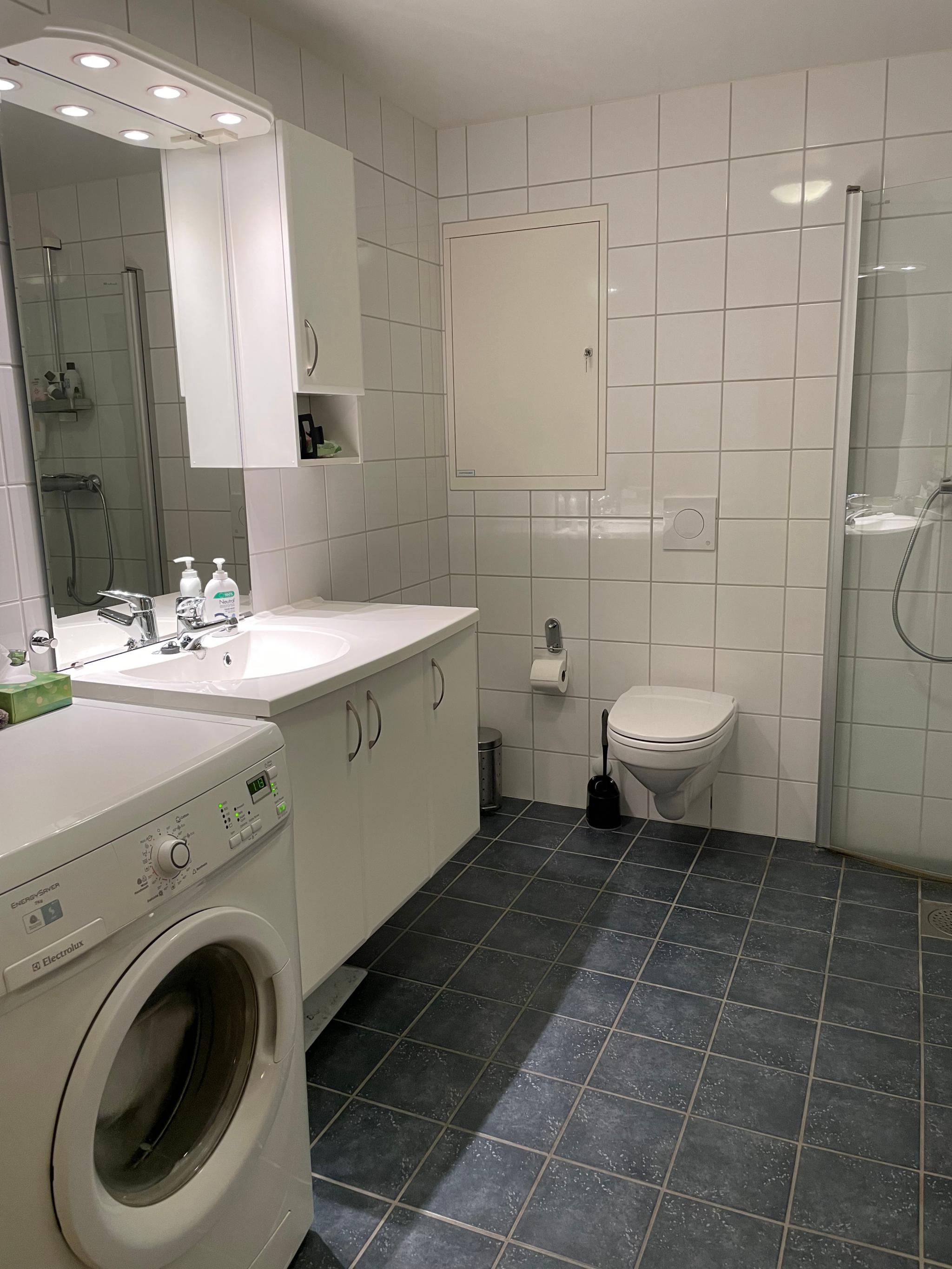 Bad (vaskemaskin ikke inkludert)